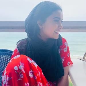 Meet your Posher, Rafia